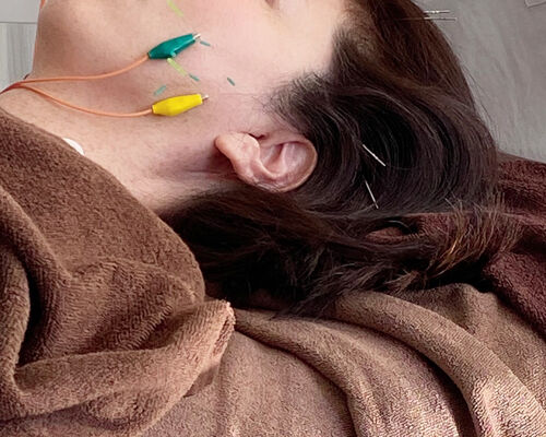 7CAB3EB8-E476-4F0E-B40B-68FA753A3C8C